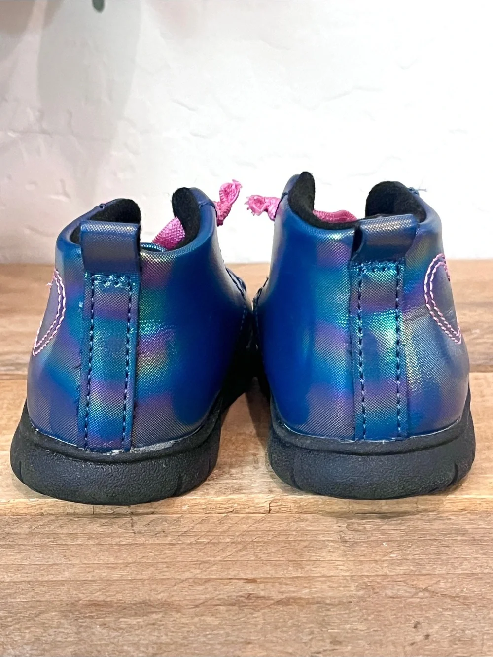 Carter's Just One You Kyrie Iridescent Holographic Heart Baby Boots Size 3